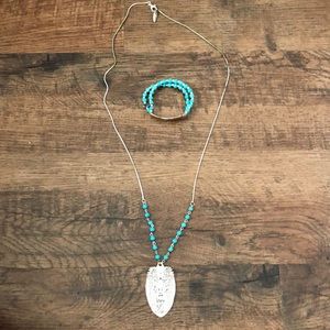 Earring and necklace set